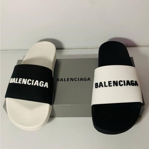 Balenciaga Other - Balenciaga Men's Logo Mismatched Slide Sandal Size 8